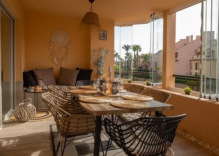 Aquamarine Apartment In Marina Sotogrande